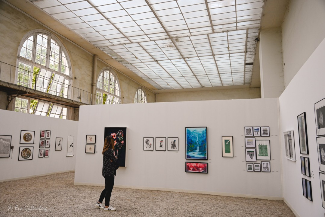 Konstutställning i Jardin du Luxembourg